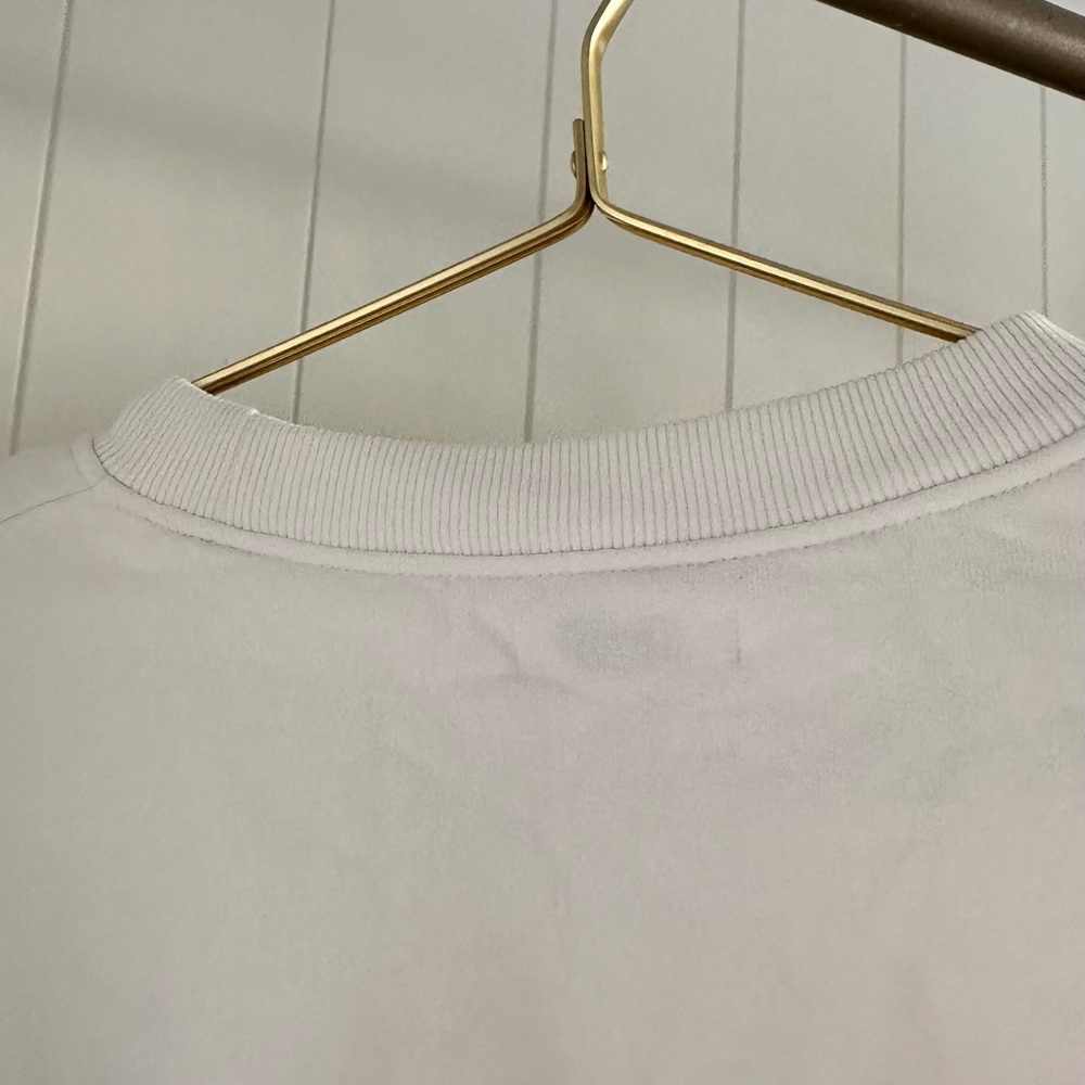 Enchanté White Ski Graphic Sweatshirt (by Daniel Ricciardo) - Picture 6 of 6